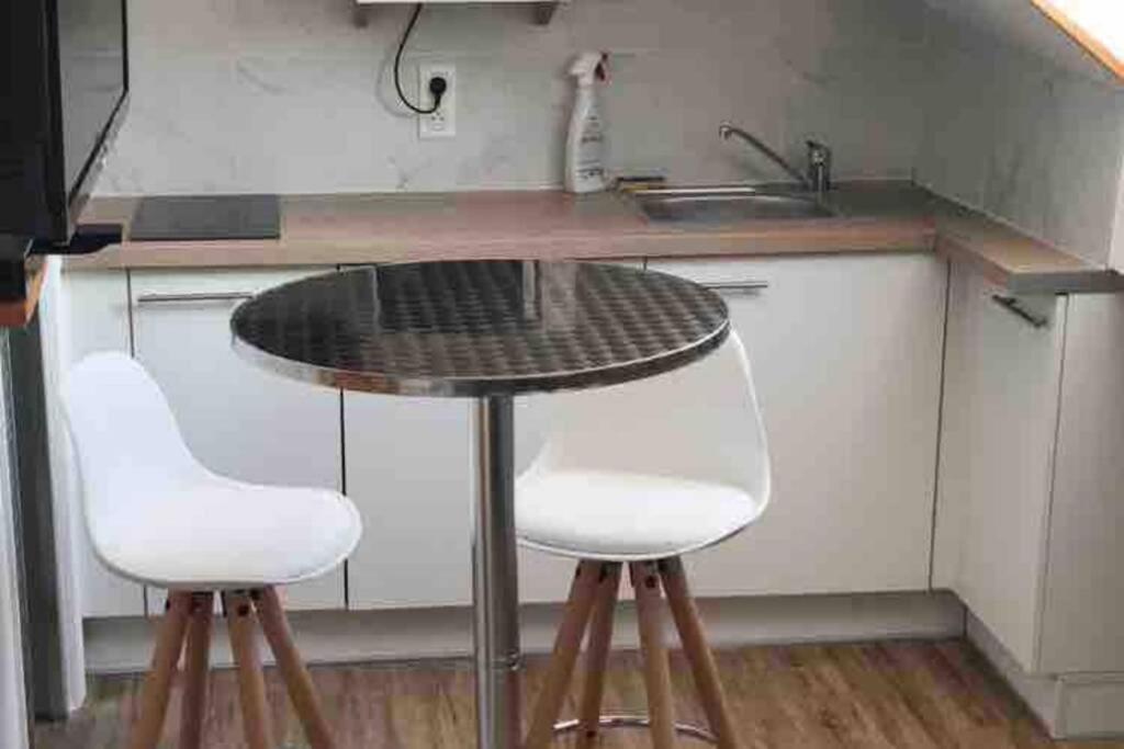 Bord De Apartment *